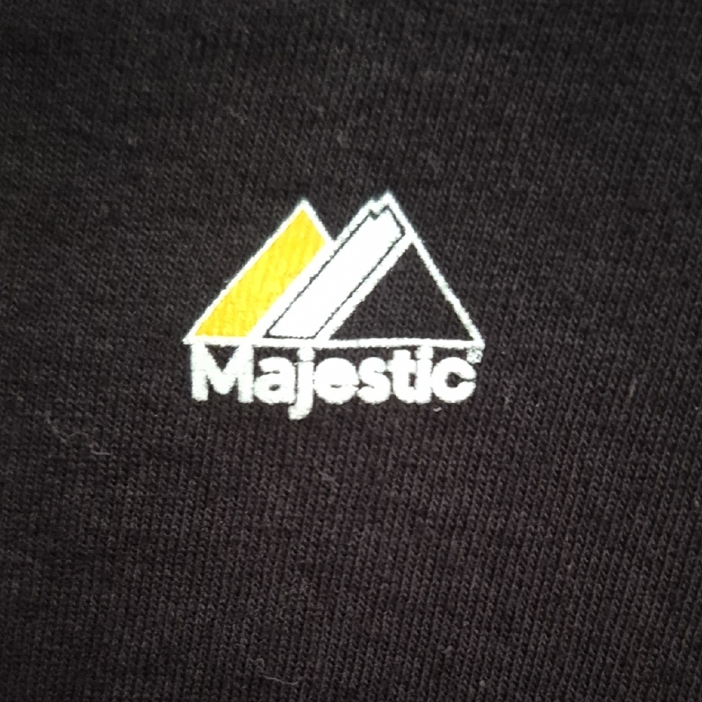 Pittsburgh Pirates Zoltan Majestic Black T-Shirt with Red and Blue Logo - Picture 5 of 5